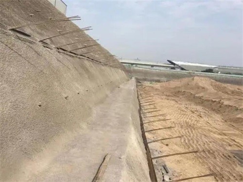 河西河道边坡加固